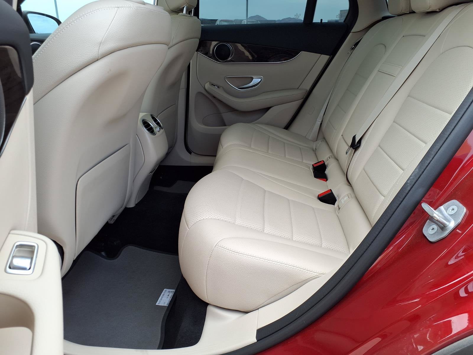 2021 Mercedes-Benz GLC GLC 300