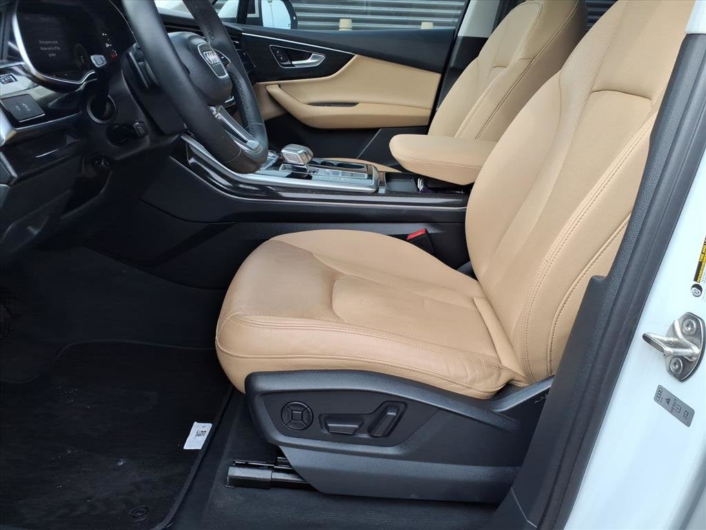 2021 Audi Q7 Premium Plus