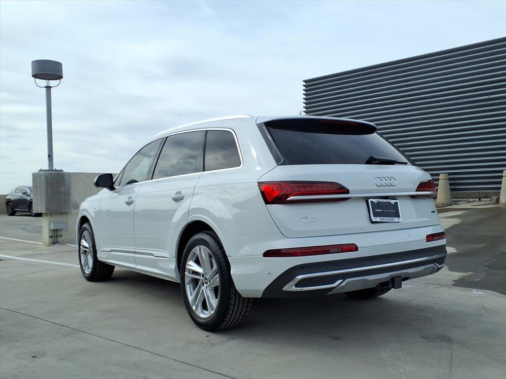2021 Audi Q7 Premium Plus