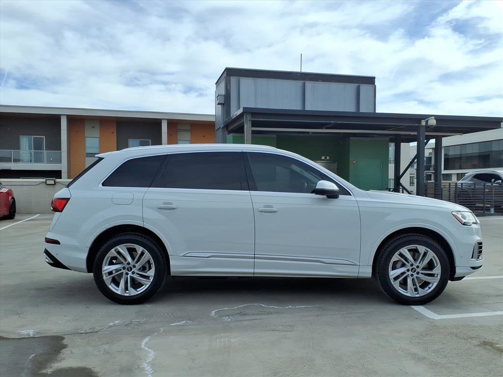 2021 Audi Q7 Premium Plus