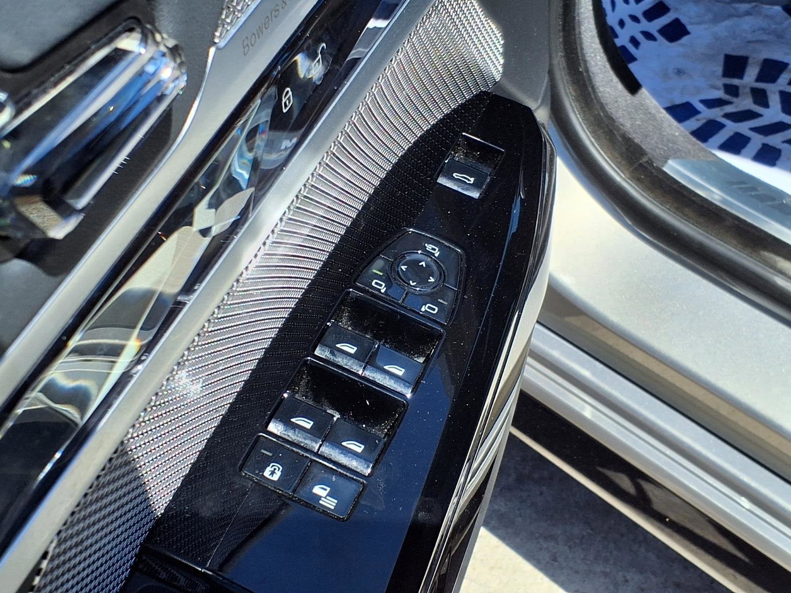2023 BMW 7 Series 740i