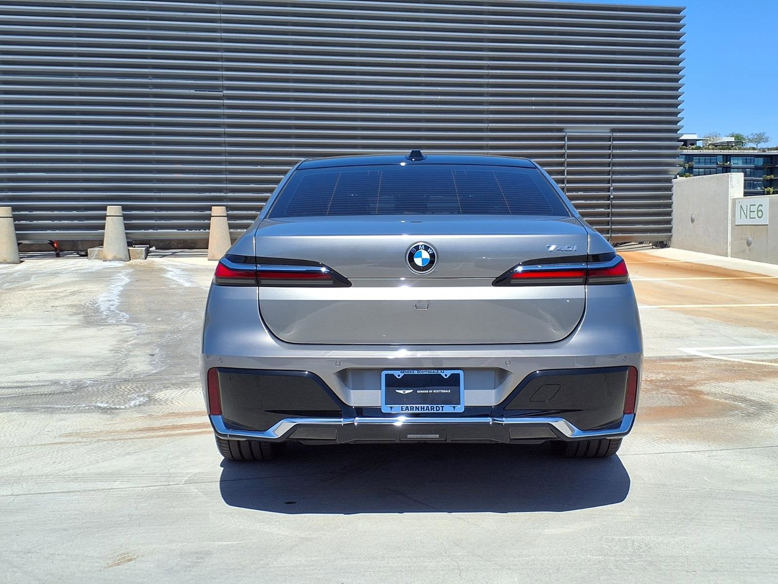 2023 BMW 7 Series 740i