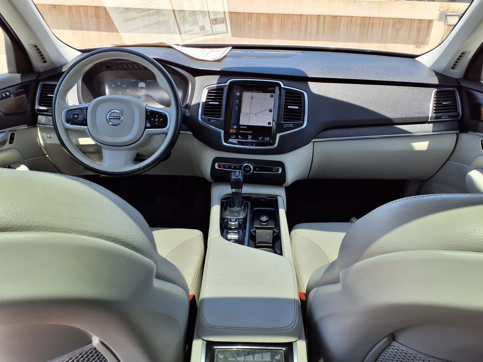 2020 Volvo XC90 T6MOMENTUM
