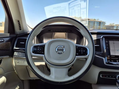 2020 Volvo XC90 T6MOMENTUM