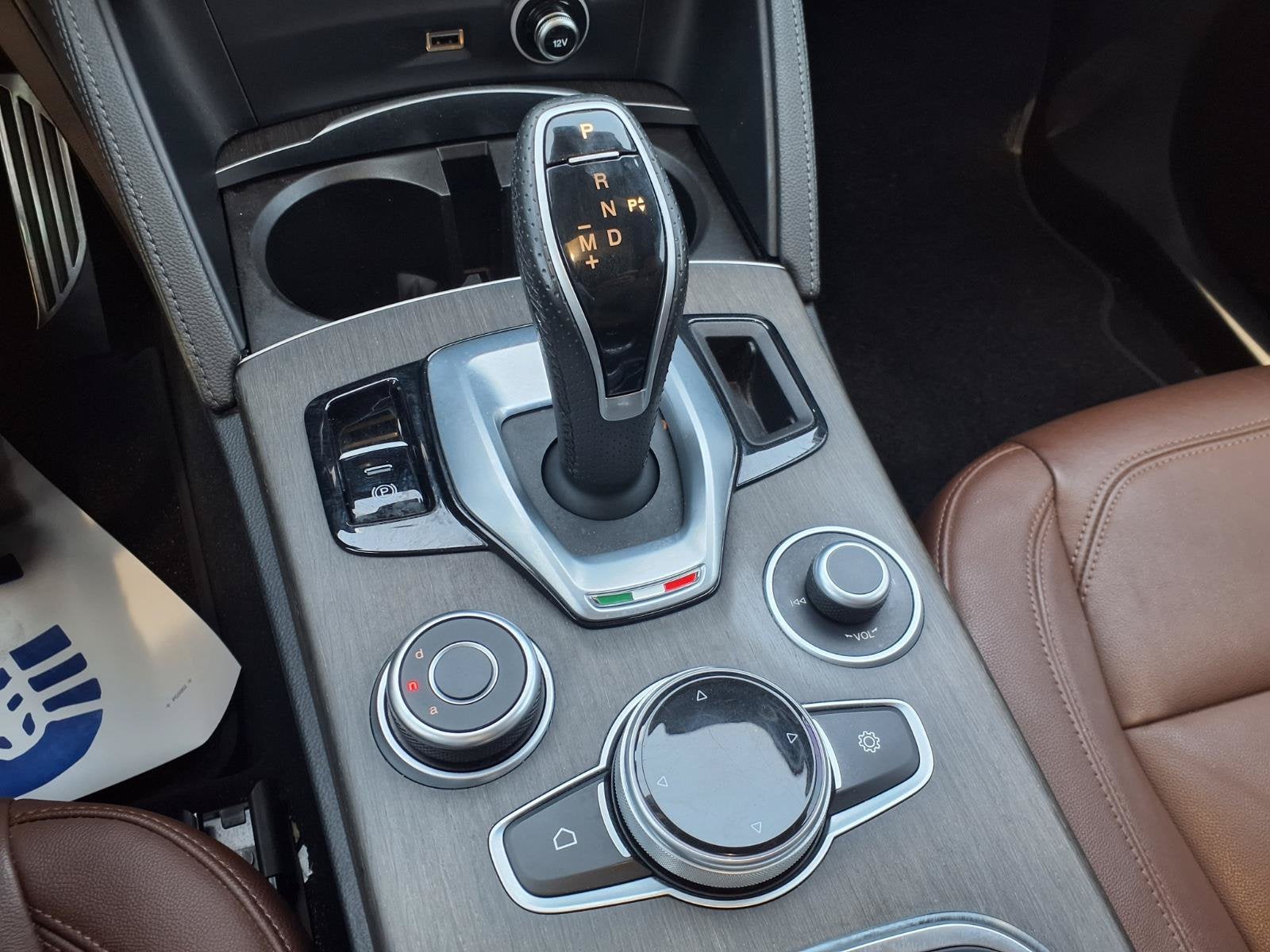 2022 Alfa Romeo Stelvio Ti