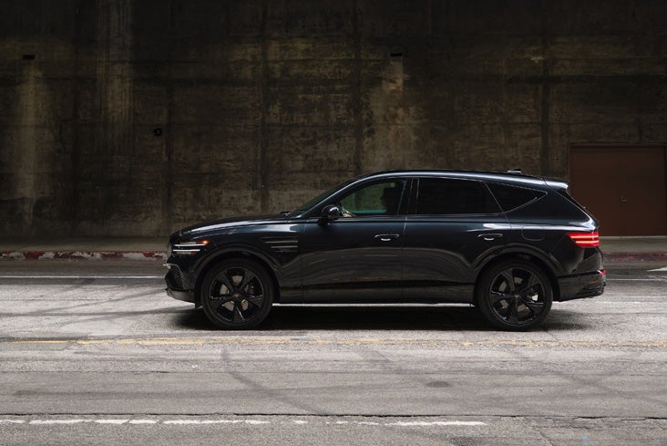 Genesis GV80 lifestyle